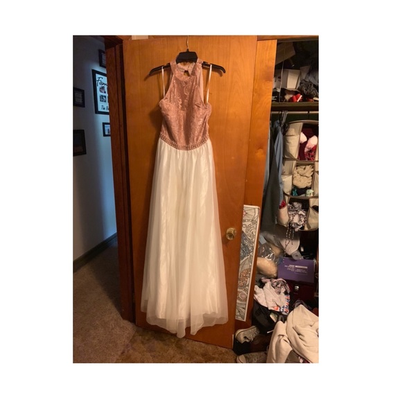 Prom Dress - Picture 4 of 4